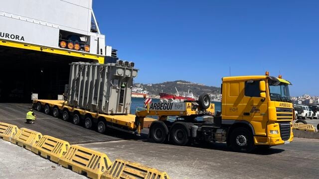 Endesa recibe los transformadores para la subestación que conectará Ceuta por un cable submarino