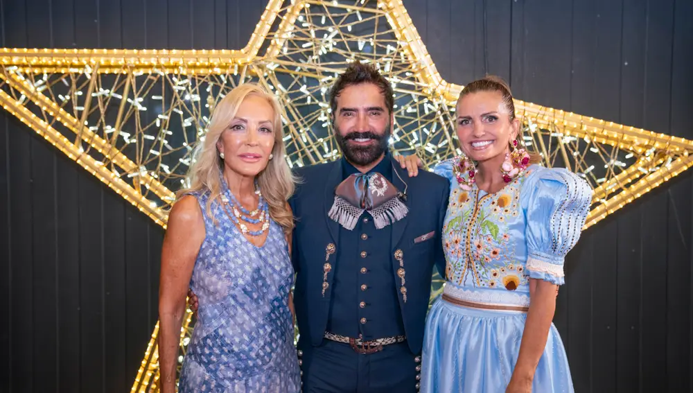 Carmen Lomana, Alejandro Fernández y Sandra García Sanjuan
