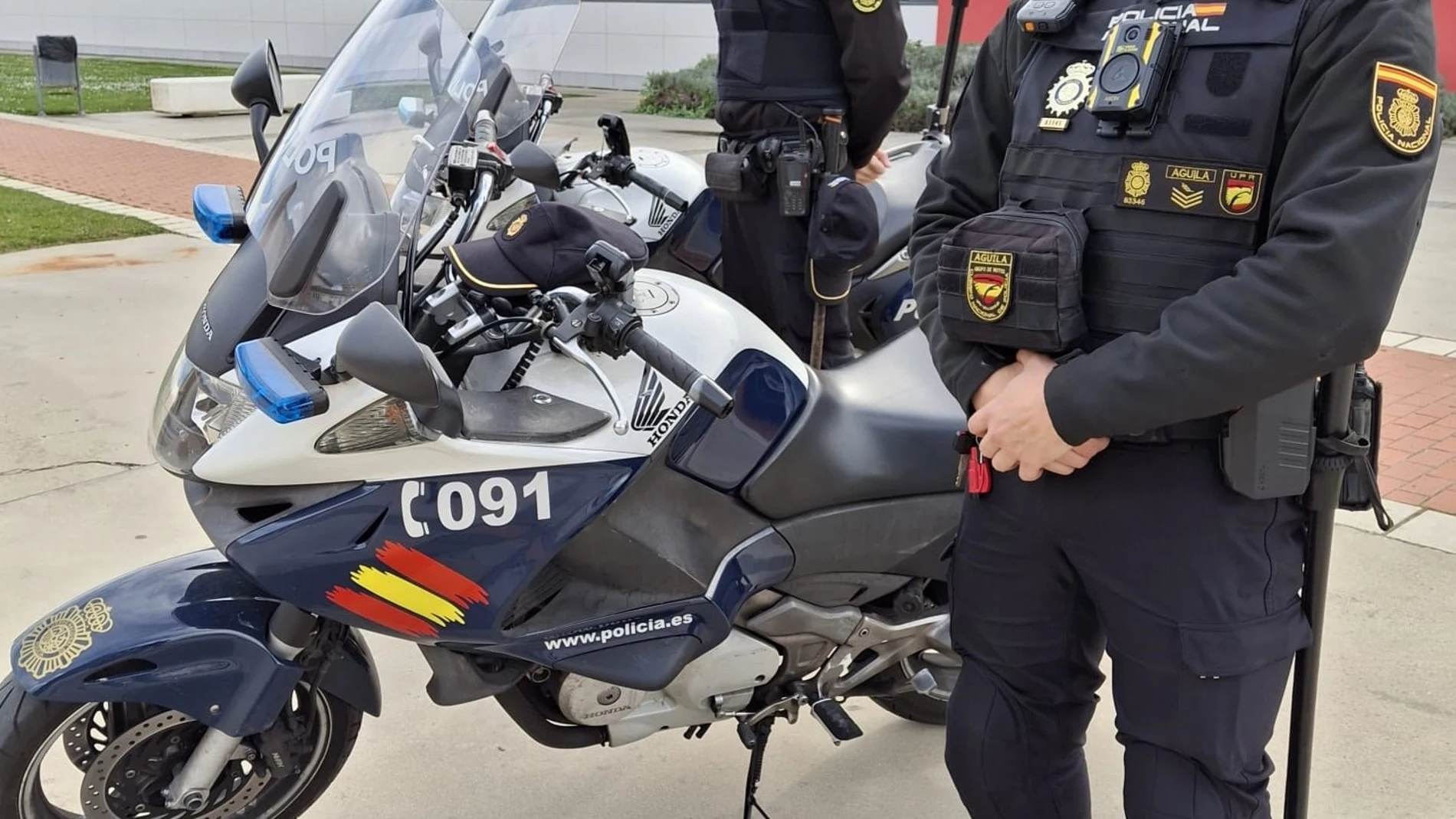Agentes de la Policía Nacional. REMITIDA / HANDOUT por POLICÍA NACIONAL Fotografía remitida a medios de comunicación exclusivamente para ilustrar la noticia a la que hace referencia la imagen, y citando la procedencia de la imagen en la firma 21/08/2025
