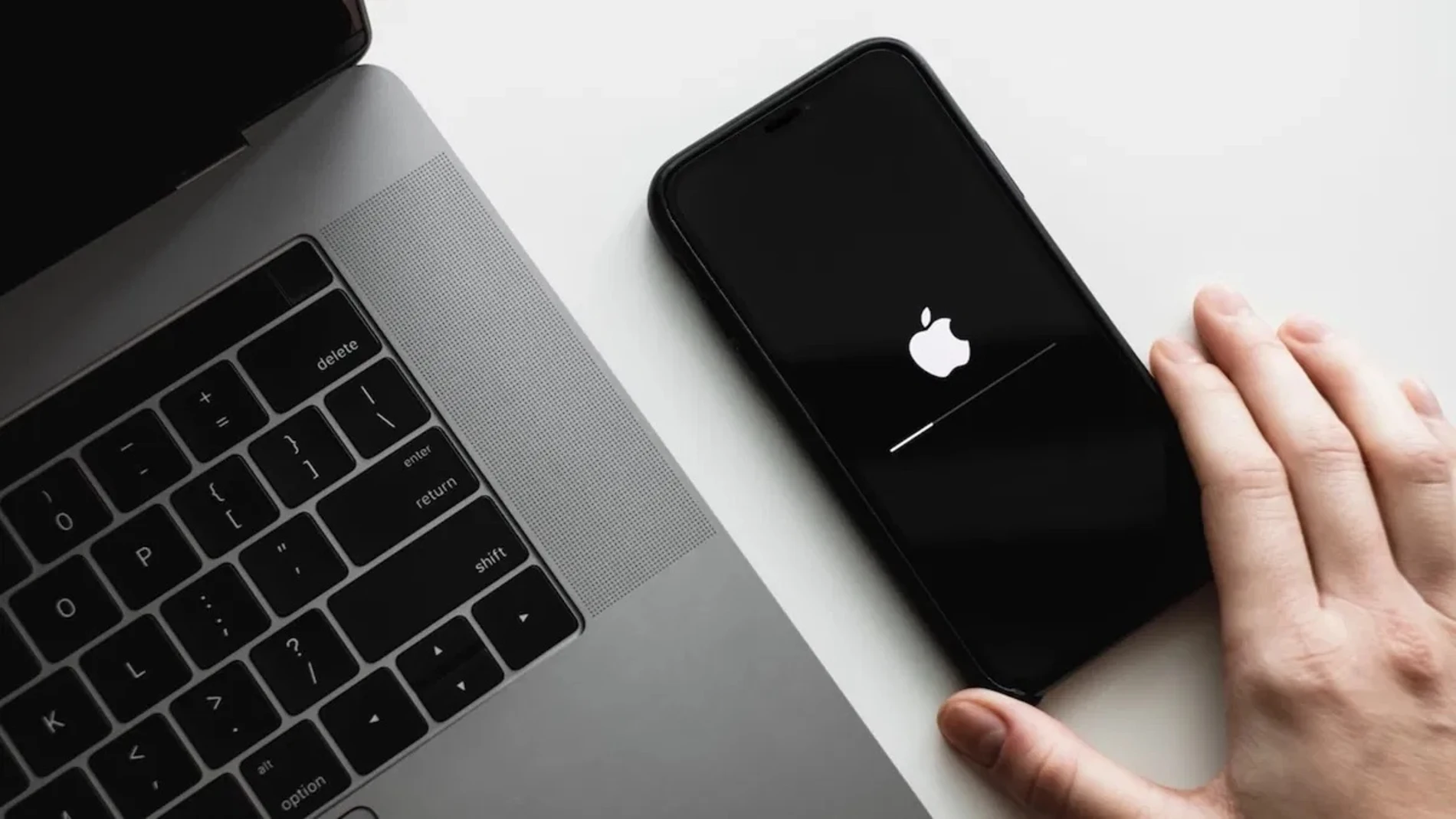 iPhone actualizándose a la última versión de iOS