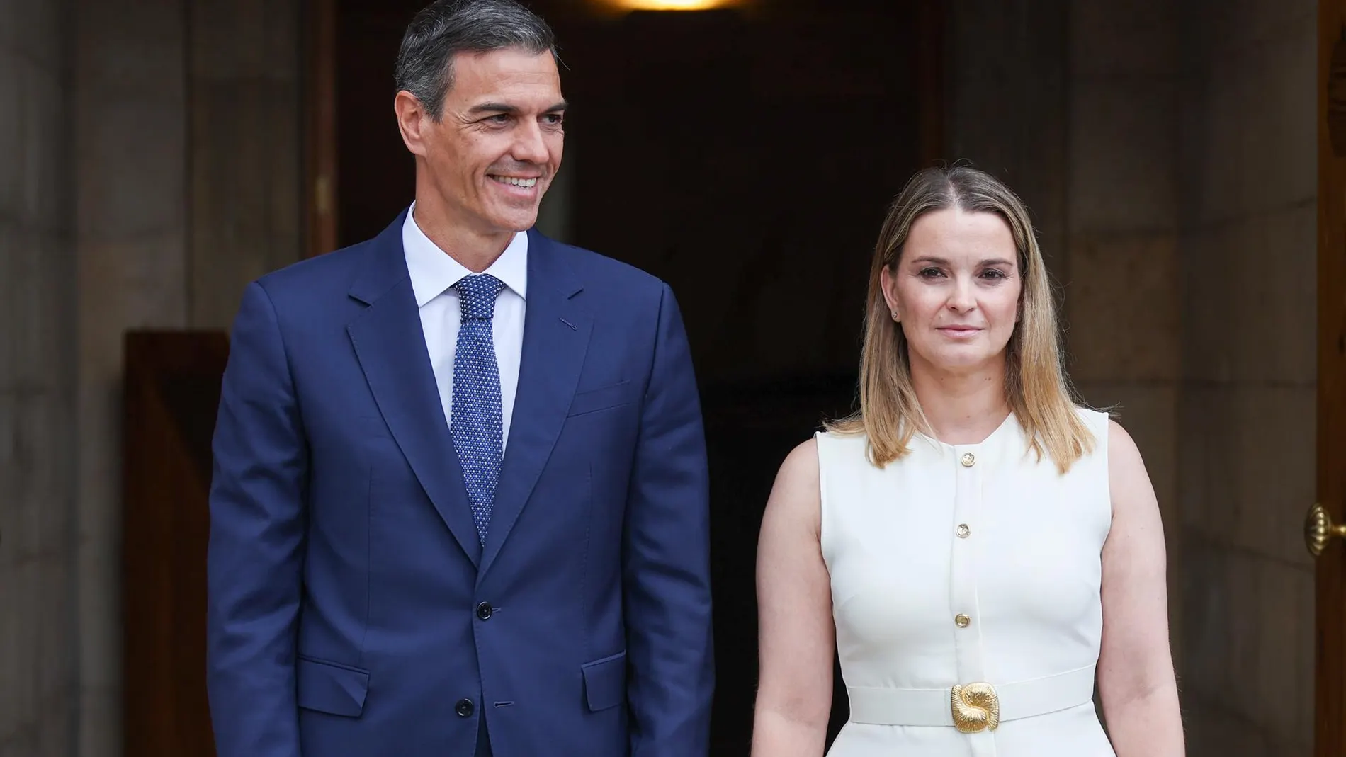 Prohens reprocha a Sánchez que esté de vacaciones mientras Baleares recibe 1.500 migrantes en lo que va de agosto
