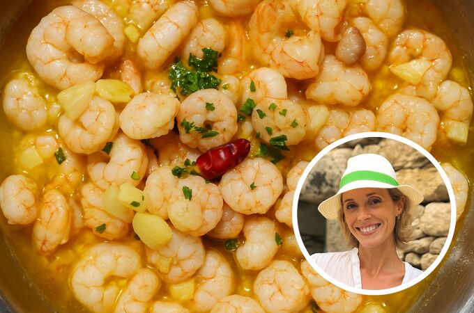Julie Andrieu confiesa: "Esta técnica con ajo cambió mi forma de cocinar gambas"