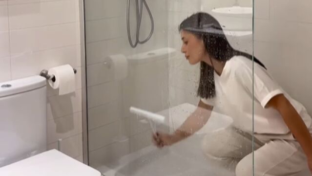 María Fernández durante su vídeo