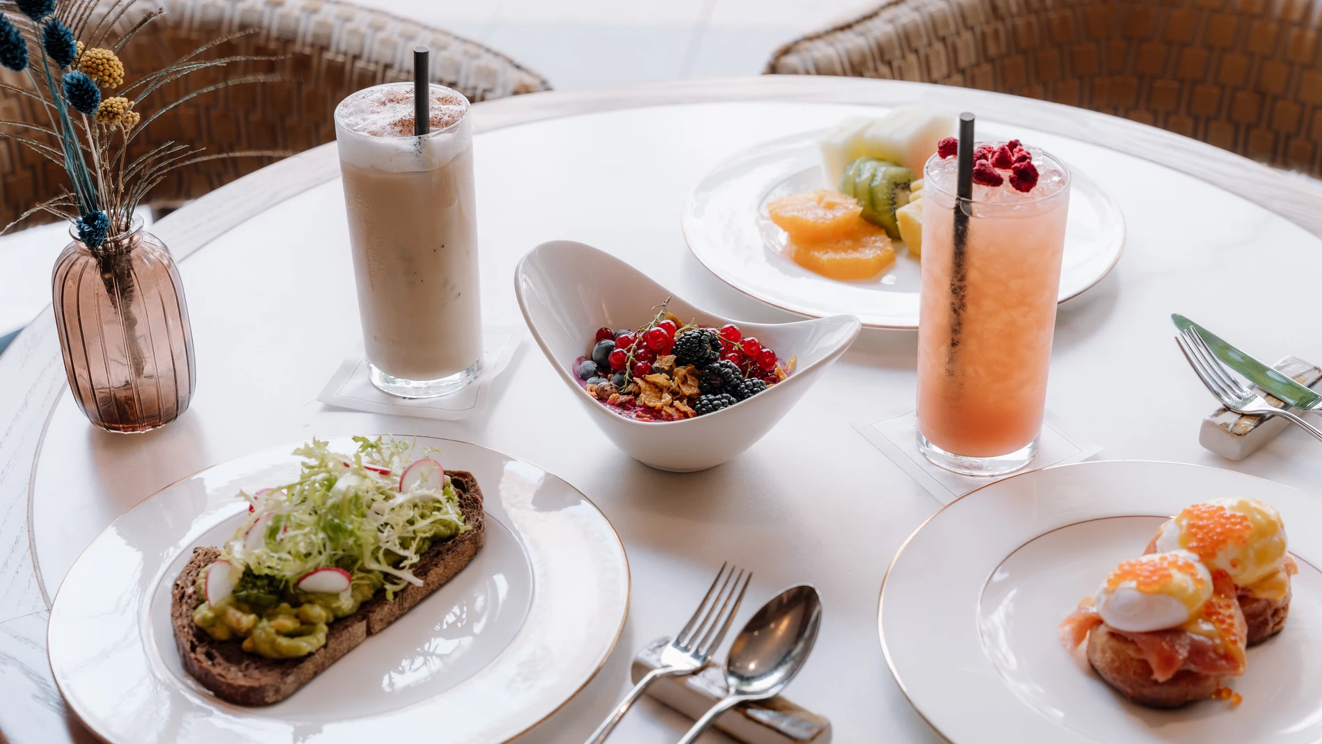 Cocina contemporánea, coctelería creativa y buena música: la apuesta de Pinzelada Lounge