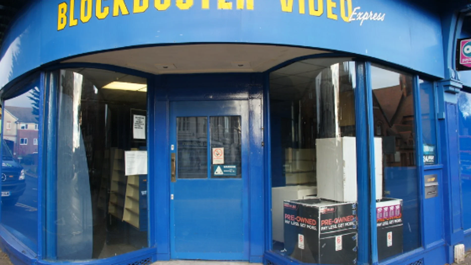 Blockbuster Entertainment Ltd., 42a-c Poole Road, Westbour