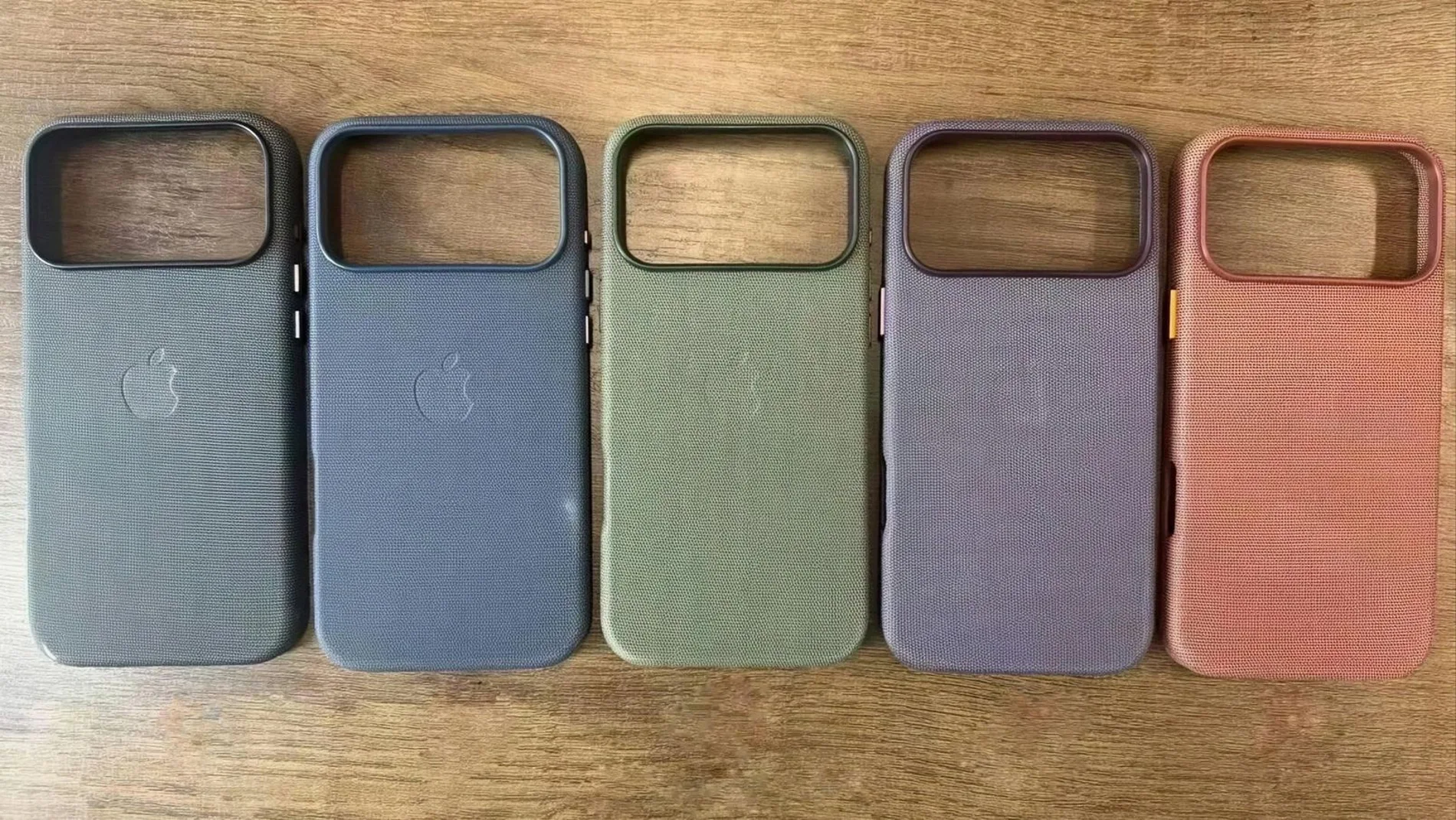 Fundas TechWoven para los iPhone 17 Pro