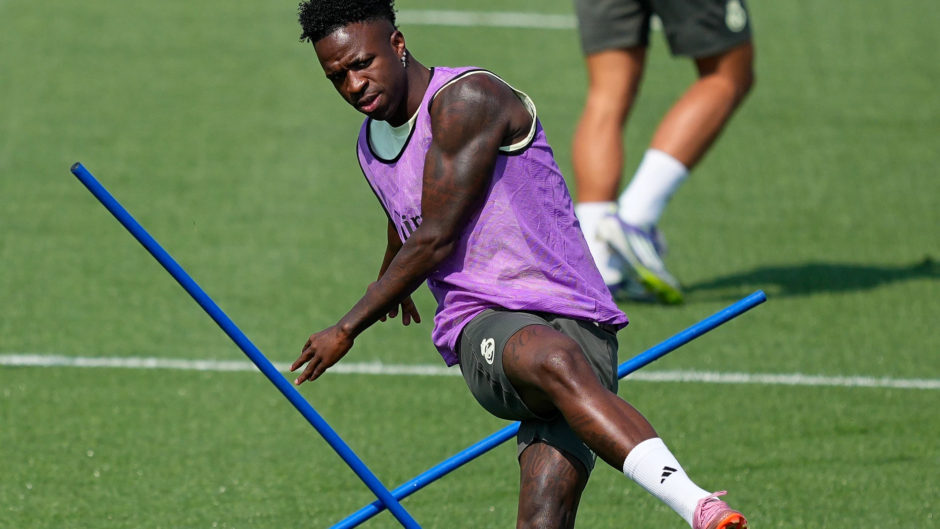 Vinicius Junior during the training session of Real Madrid ahead the Spanish League, LaLiga EA Sports, football match against Real Oviedo at Ciudad Deportiva Real Madrid on August 23, 2025, in Valdebebas, Madrid, Spain. AFP7 23/08/2025 ONLY FOR USE IN SPAIN