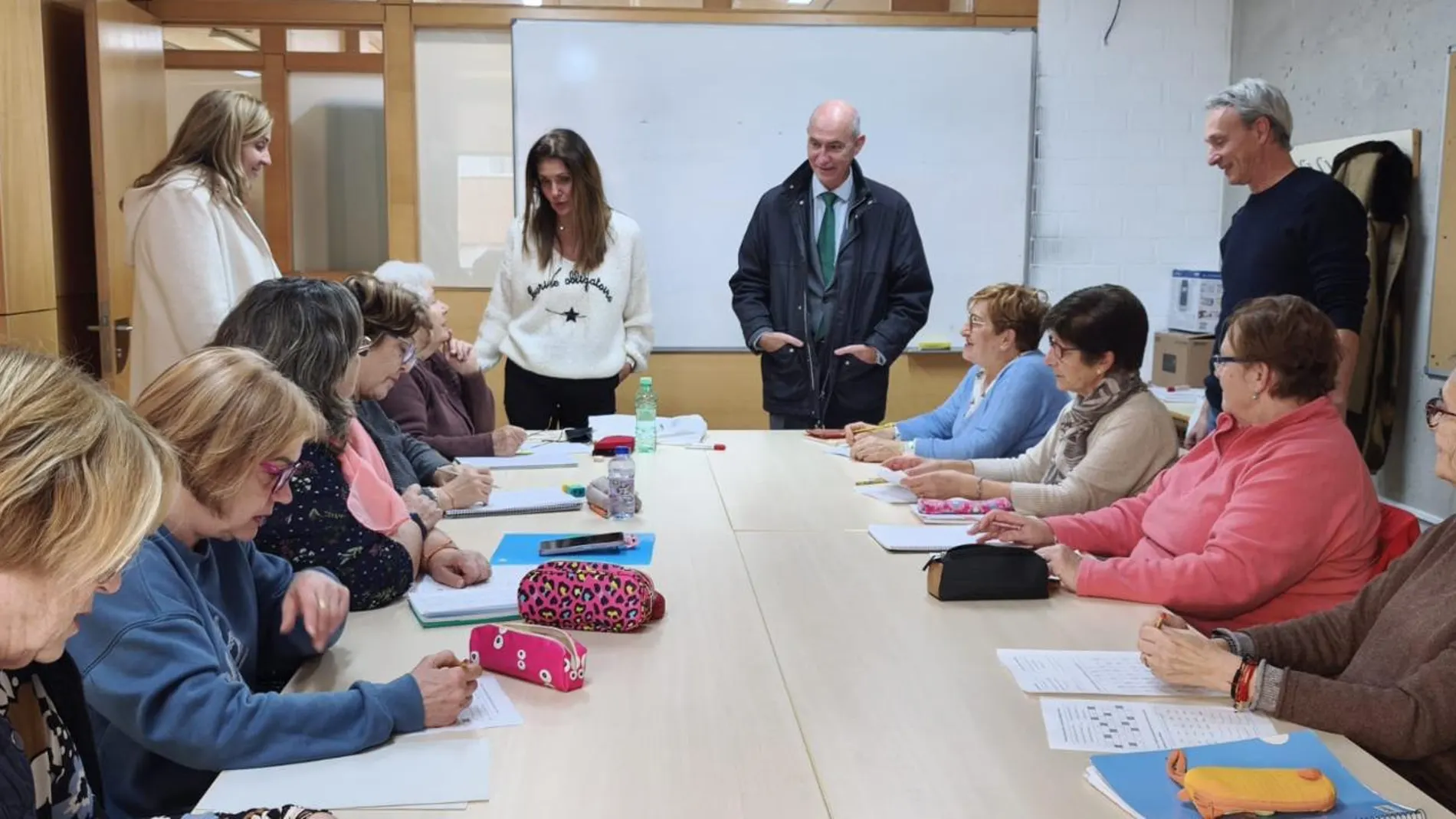 Una clase de la Universitat Popular de Valencia