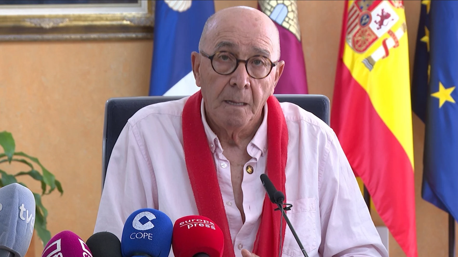 El alcalde de Noblejas (Toledo) suspende su huelga de hambre en reivindicación de un instituto en su municipio