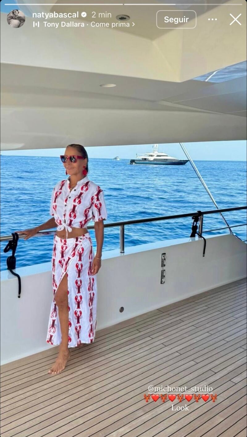 Naty Abascal con 'total look' de marca española.