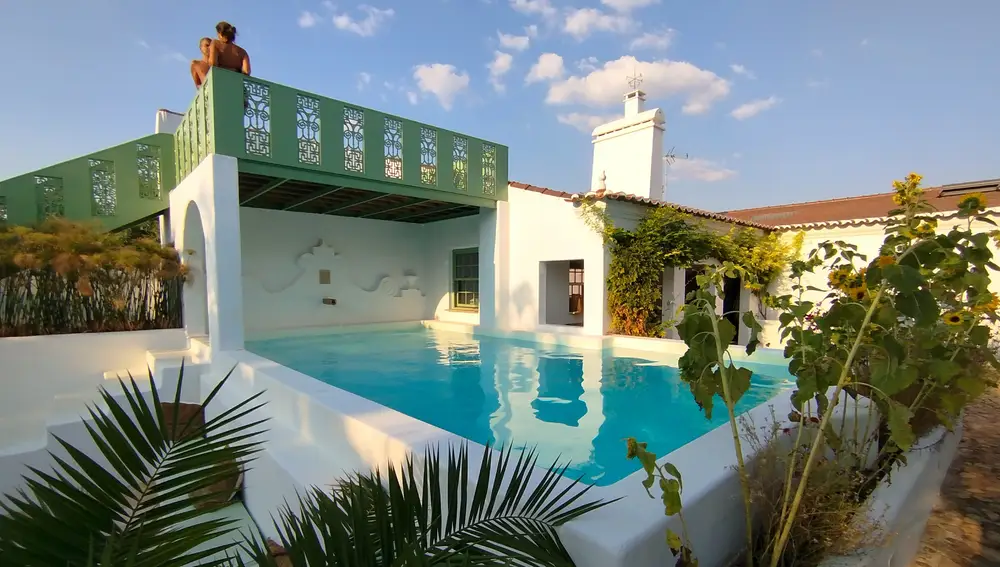 Instantánea, desde otra perspectiva, de la piscina