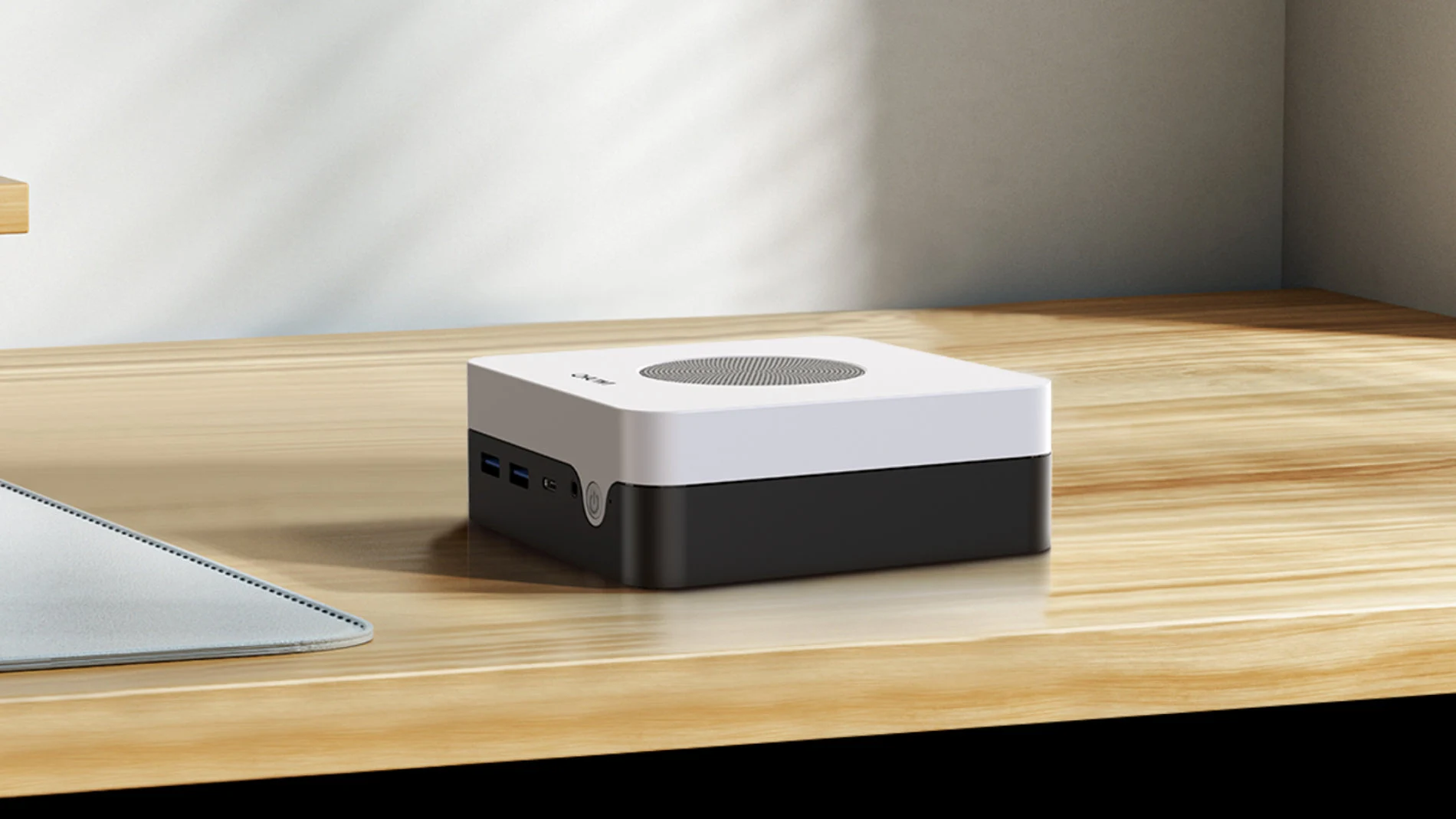 Este mini PC solo mide 12,7 x 12,7 x 4,9 centímetros