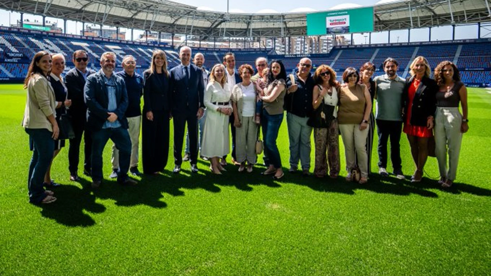 Delegación del Levante que acudirá a Francia para el acto de repatriación
