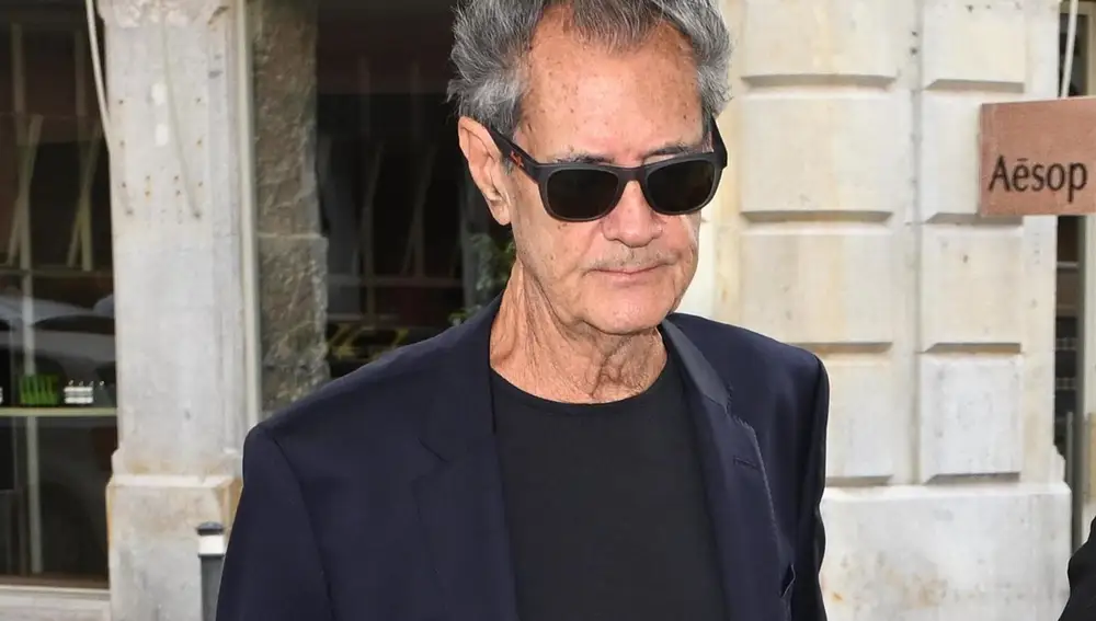 Ramón Arcusa, devastado en el último adiós a la otra mitad del Dúo Dinámico, Manolo de la Calva: "Ha sido terrible"
