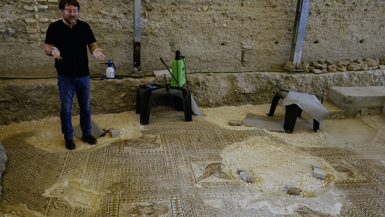 Un nuevo mosaico hallado en Écija corrobora el lujo, la ostentación y la riqueza de Roma
