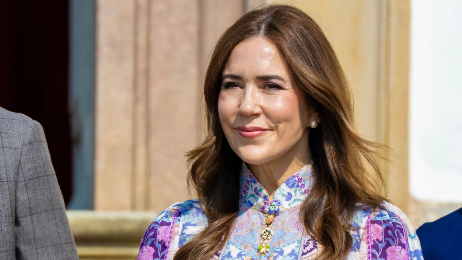 Mary de Dinamarca con look estampado.