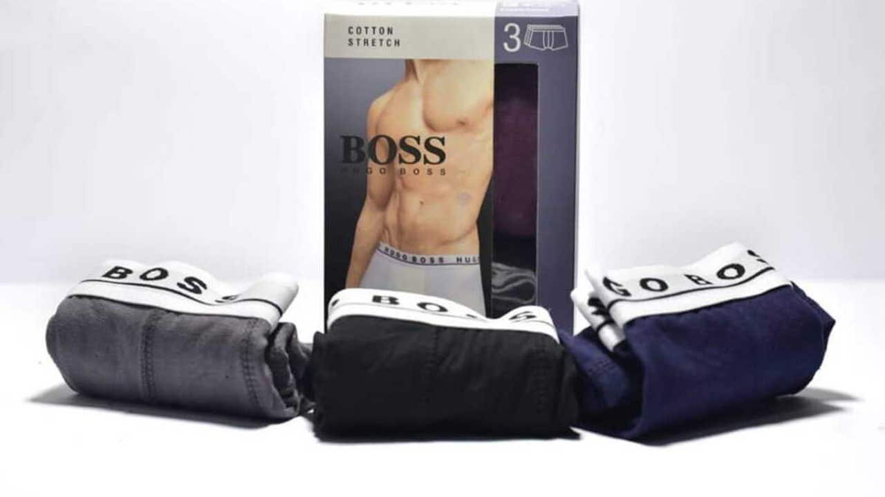 Dejar atrás el bañador duele menos con este pack de calzoncillos BOSS al 40 % en Amazon