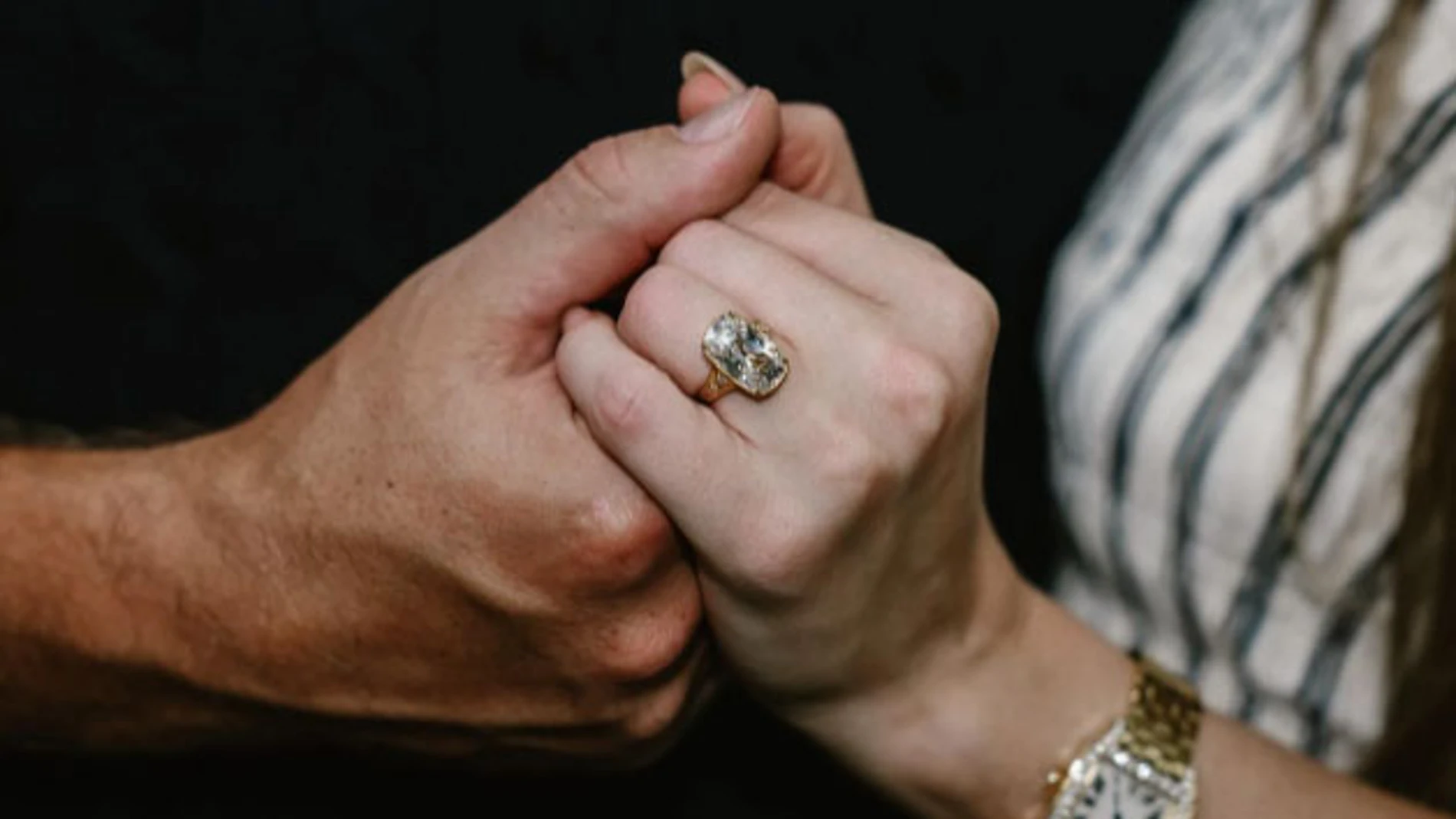 El espectacular anillo de Taylor Swift