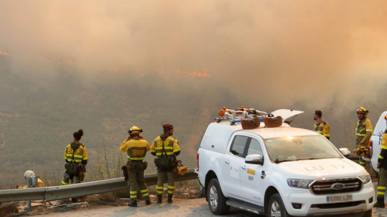 Incendios en Castilla y León y Galicia, en directo hoy: focos activos y última hora